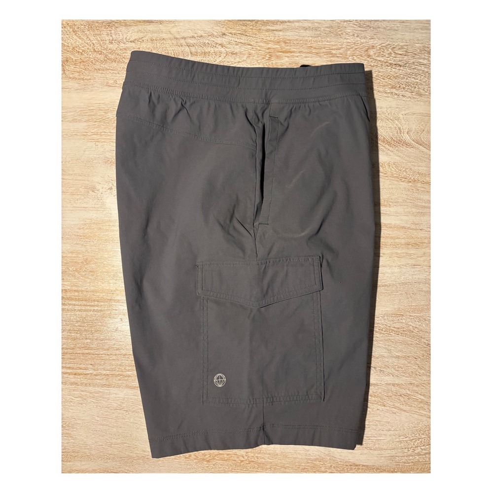EUC Mondetta Outdoor Project Cargo Shorts Mens Large Gray Nylon Spandex Hiking